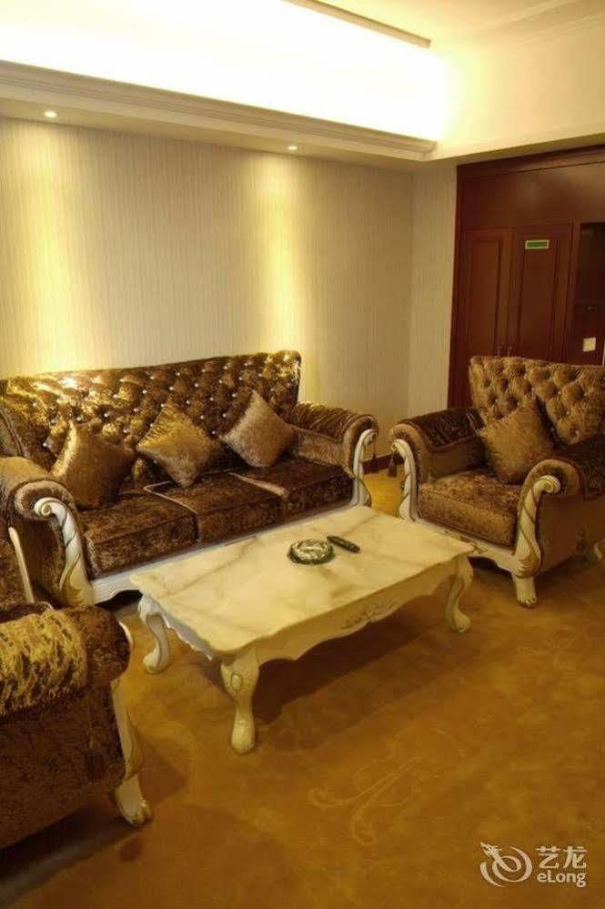 Vienna Hotel - Jinzhou Branch Гуанчжоу Экстерьер фото