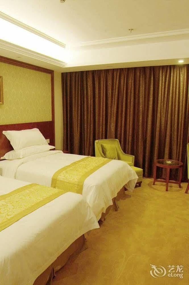 Vienna Hotel - Jinzhou Branch Гуанчжоу Экстерьер фото